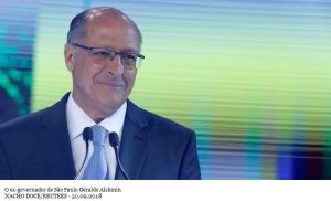 Ex-governador de São Paulo Geraldo Alckmin deixa o PSDB